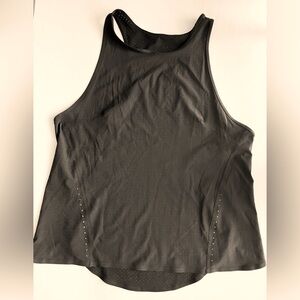 Lululemon vented ultralight tank